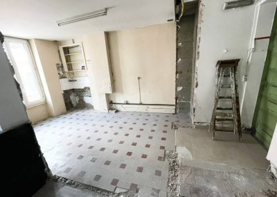 Dépose de sol et démolition intérieure d’une maison à Caluire (69)