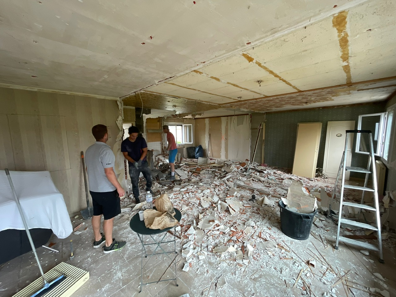 débarras-cave-dardilly-lyon-gravats