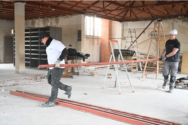 demolition-curage-charpente-metallique-lyon-venissieux